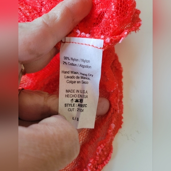 Chris and Carol Lace Cover-up Overlay Cardigan Red Large - Picture 4 of 6